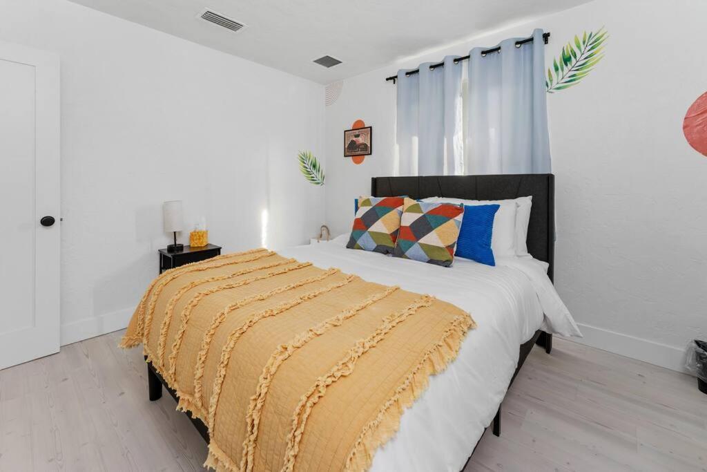 Smart Bungalow: 10-Min To Uf, Central Location Гейнсвилл Экстерьер фото